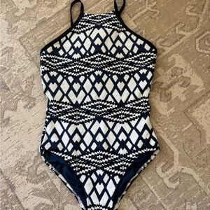 Seafolly size 12 High-Neck Navy Aztec Patterned One-Piece underwire swimsuit